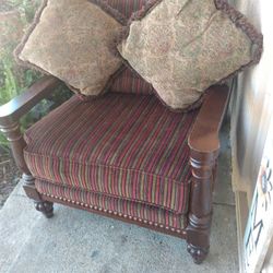 Very Nice Comfortable Sofa  Chair 