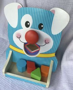 Melissa & Doug Spin and Feed Shape Sorter
