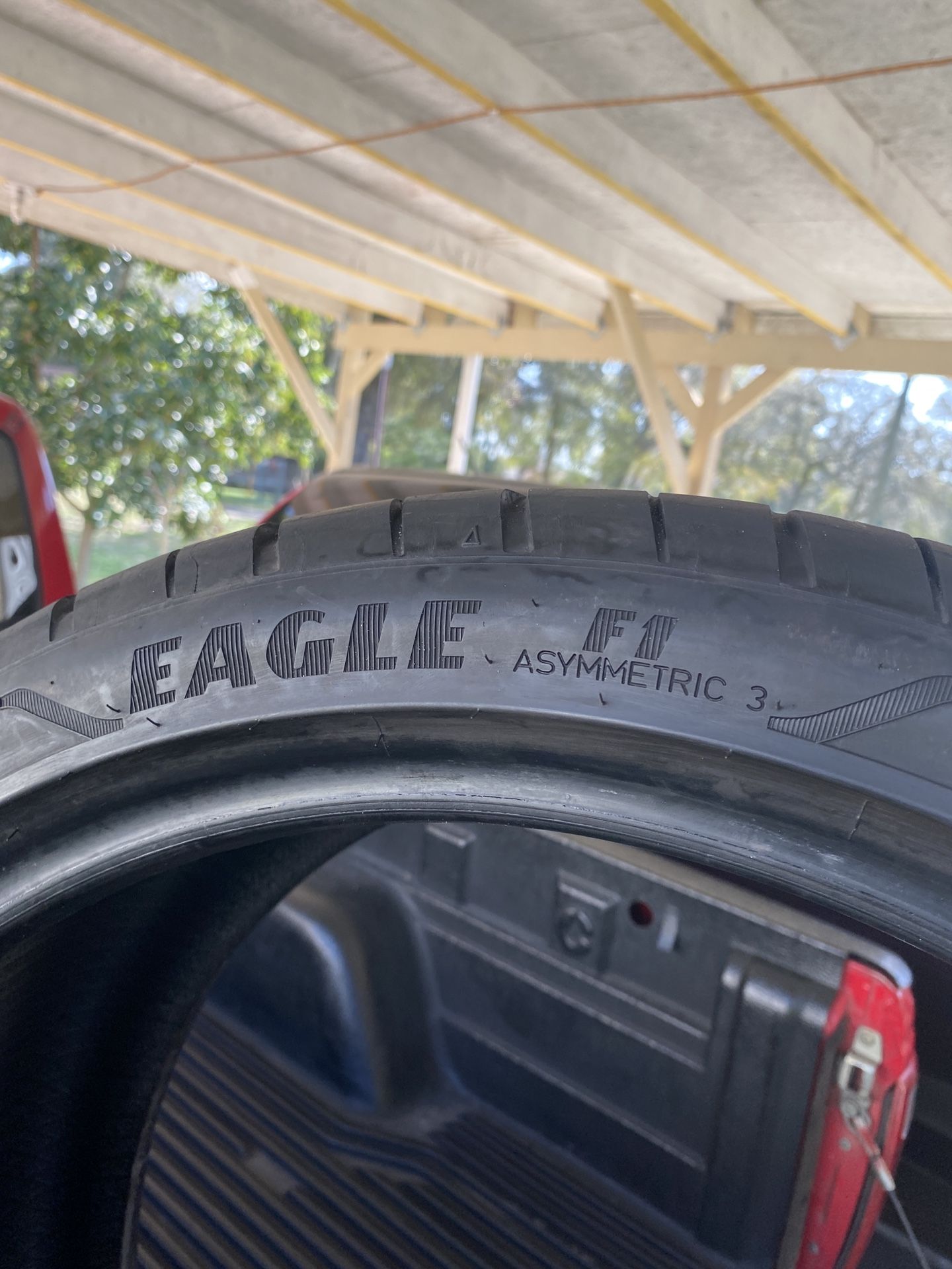 275-35-ZR20 2tires Goodyear F1 Asimetric Run Flat 70% Life Not Repairs Fresh