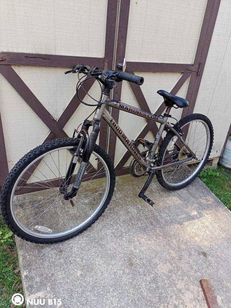 Marine Com Bike, Read The Description Before Messaging Me.