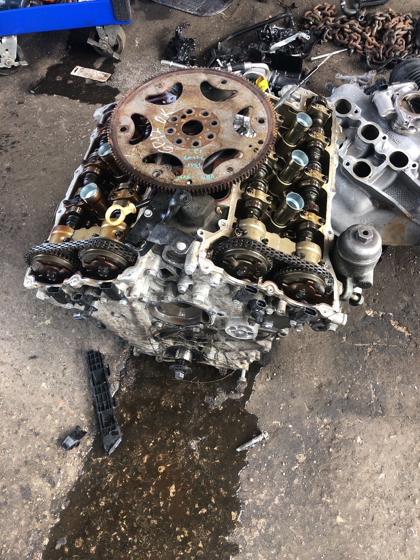 Chevy Camaro 2010 engine for parts 650$