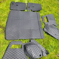 NEW 2017- 2022  AUDI Q5  CARGO LINERS TOTAL COVERAGE 
WILL ALLOW TO FIT FOR SIZE BEFORE PURCHASE 
11525 S HALSTED DUNKIN 
125$ FIRM.  CASH ONLY 