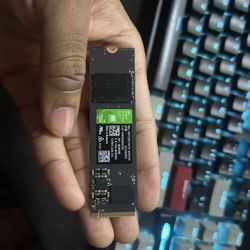 2 Tb Pcle 4 Ssd