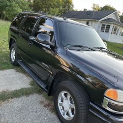 2005 GMC yukon denali