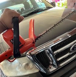 Hedge trimmer Tool landscaping tool