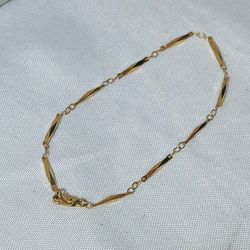 Large Gold Plated Bracelet 9”