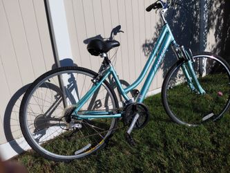 Haro Heartland Express LE Hybrid Bicycle