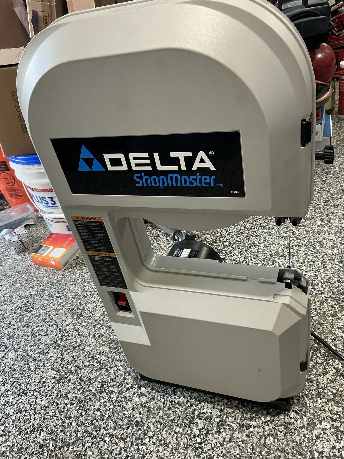 Delta Benchtop 9” Band Saw, Like NEW BS100 Model