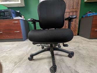 Comfortable Office Chair 