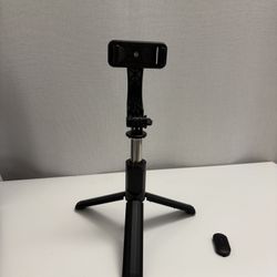 Bluetooth Tripod 