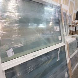 New Impact windows and Doors/Nuevas puertas y Ventanas de impactos