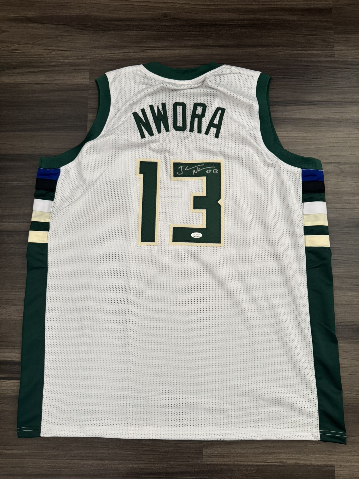 JSA Certified Milwaukee Bucks Jordan Nwora #13 Signed Autographed Jersey 