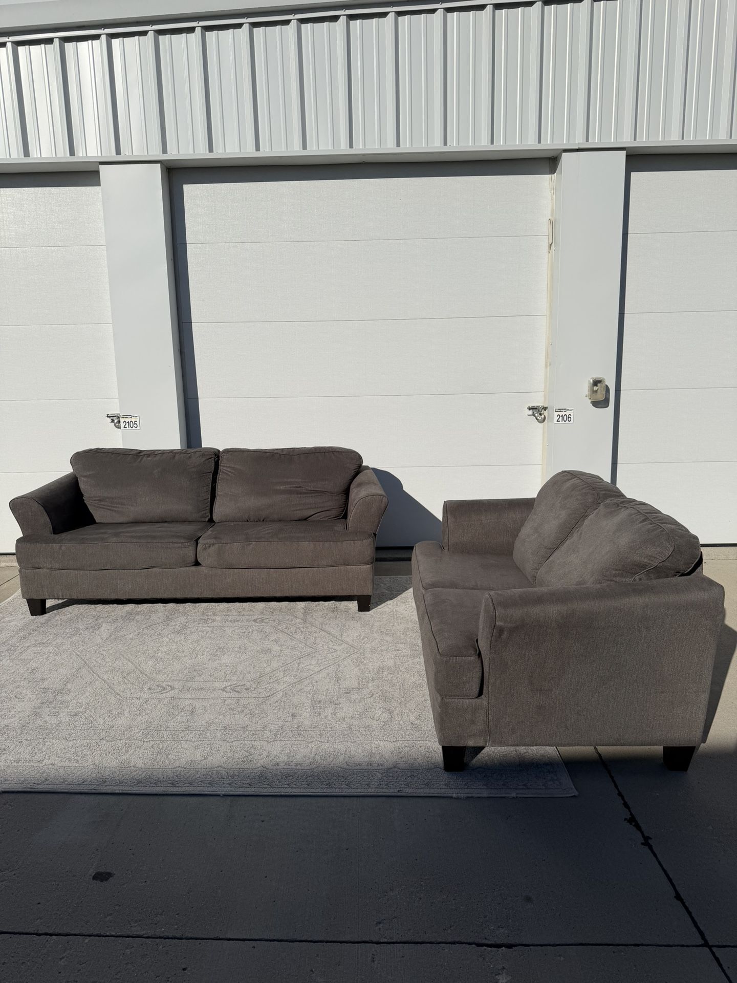 Grey Ashley Couch Set (🚚Free Delivery🚚)