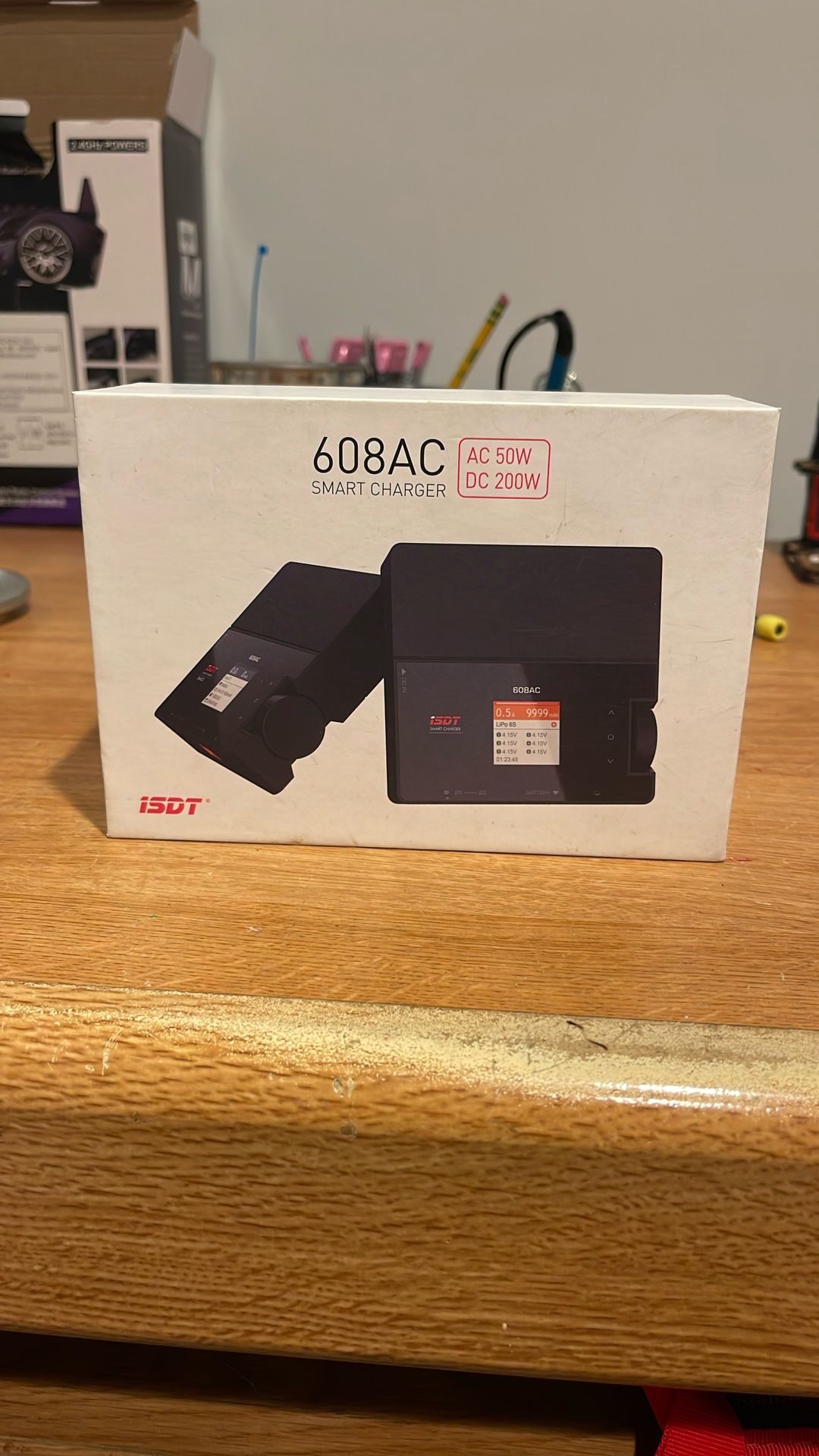 AC smart charger for lithium batteries model 608 AC