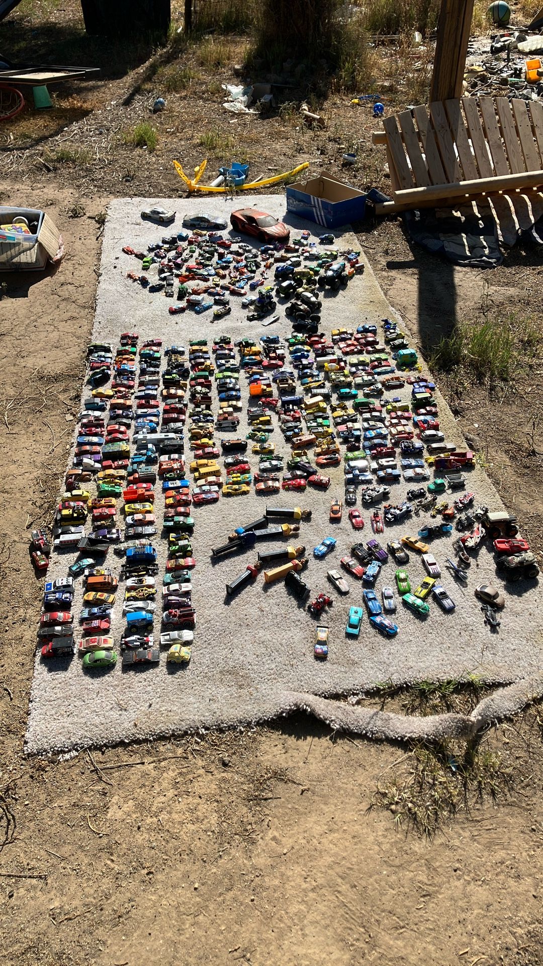 Hot wheels, matchbox, and other toys as well all of it as is some old some new
