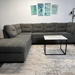 Gray Sectional Couch (Can Deliver) 