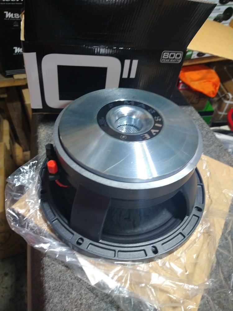 massive audio loud speaker