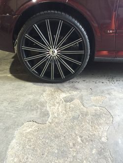22s full set 3 caps one bad tire