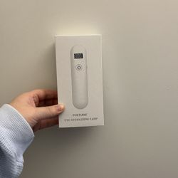 Portable UVC Sterilizing Lamp – Rechargeable – New