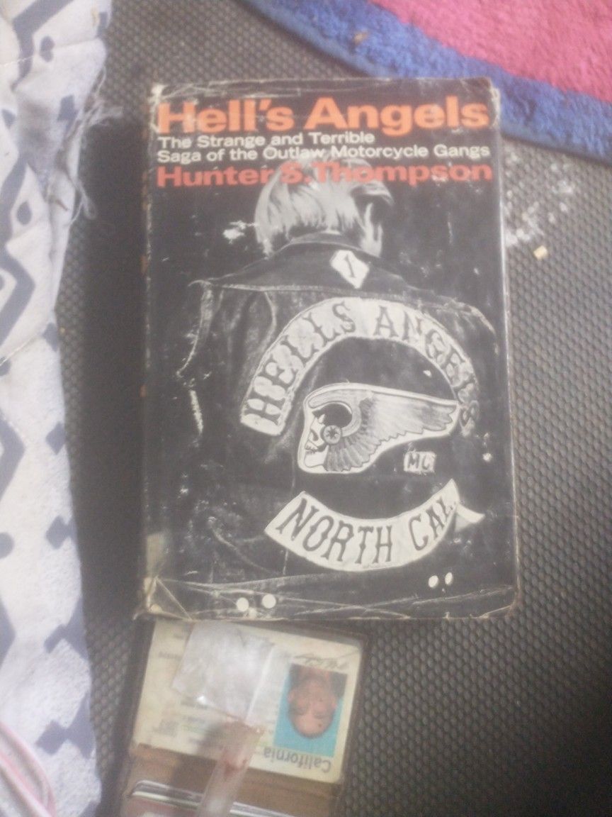 Hell's Angels The Strange And Terrible Saga Of The Outlaw Motorcycle Gangs.