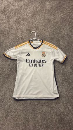 Real Madrid 23/24 home fan jersey