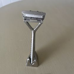 Leaf articulated Razor 
