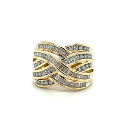 10kt Gold Diamond Ring With Bagguettes & Round Diamonds 6.80grams Size 7 150035 11