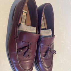 Mens dress shoe