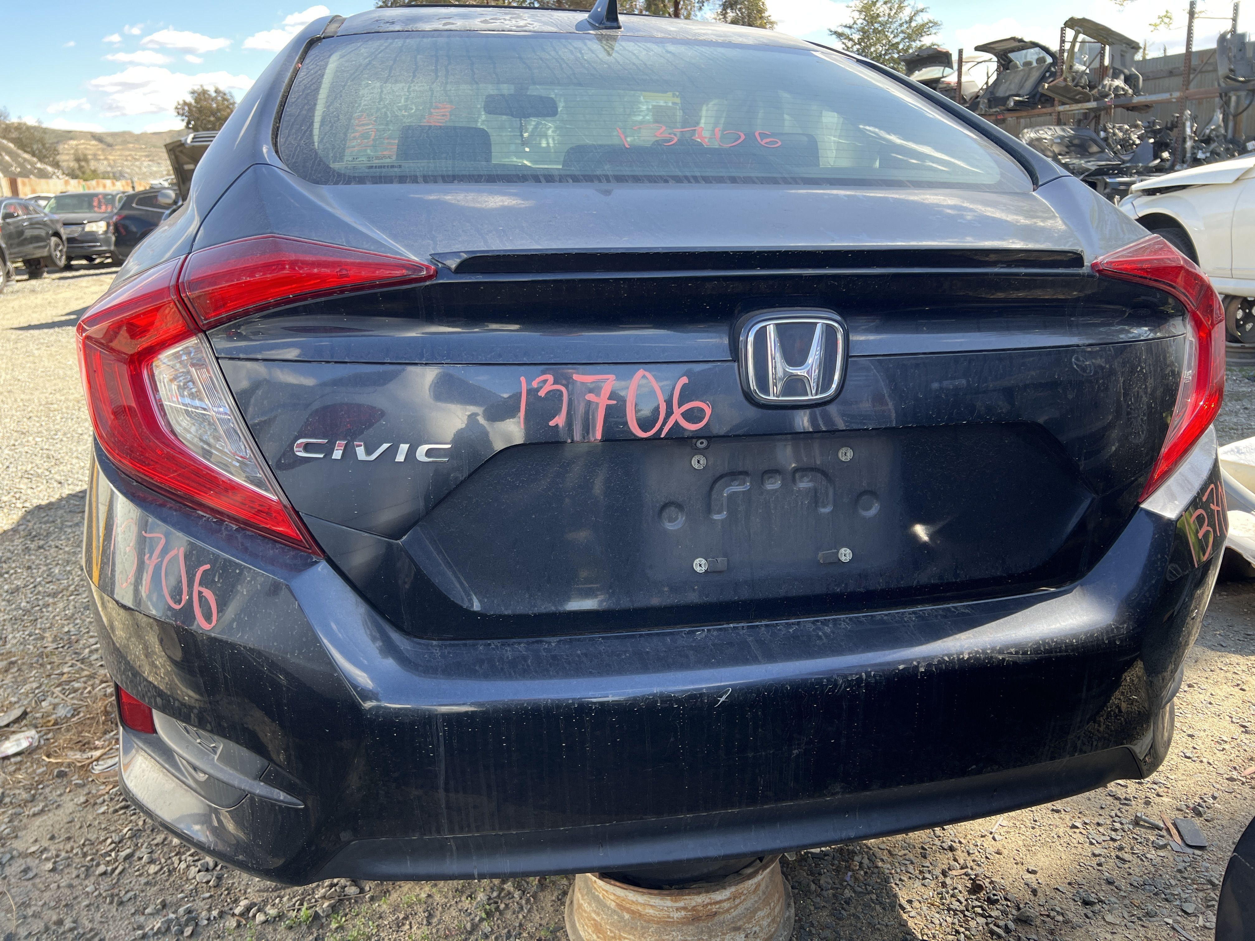 Parts for HONDA CIVIC 4D SEDAN EX-L 2017 - Stock #13706