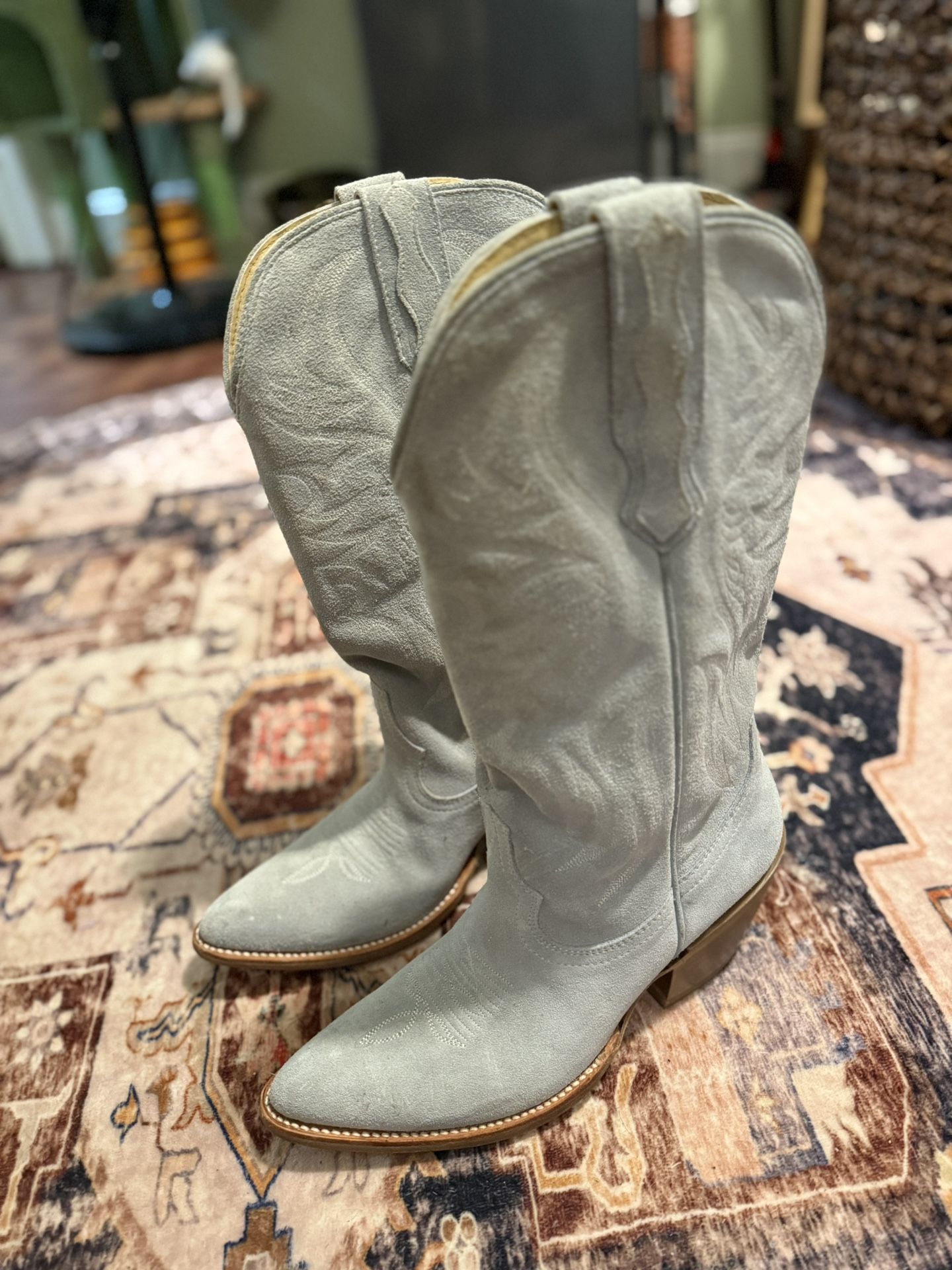 Idyllwind by Miranda Lambert Charmed Life blue suede western boots (size 10)