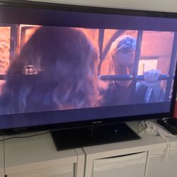 46’samsung Very Slim With Roku Stick