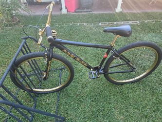 Throne bike