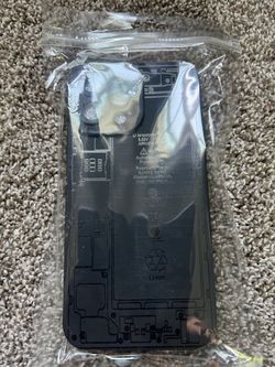 iPhone 13-12 Pro Max Case With Circuit Design