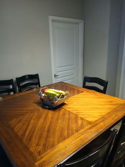 5-piece dining table
