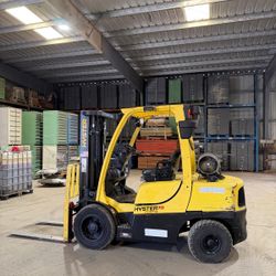 2014 Hyster Forklift 7000lbs Capacity