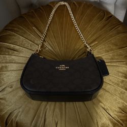 Coach Shoulder Bag