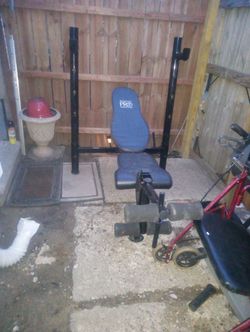 Weight bench