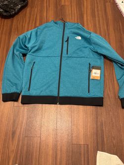 The north face sweater ( baby blue )
