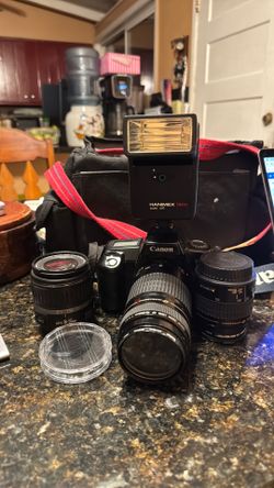Canon Film Camera Bundle EOS 1000S + 2 Lenses + Flash