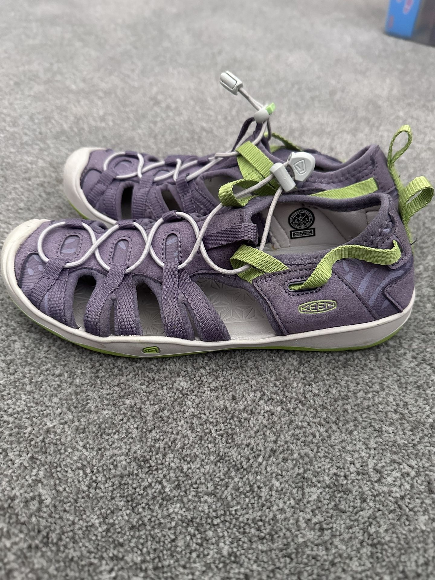 Keen Girls Shoes Size 3
