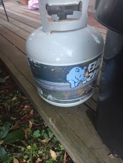 Pending pickup blue rhino propane tank