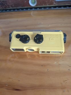 Minolta weathermatic vintage camera