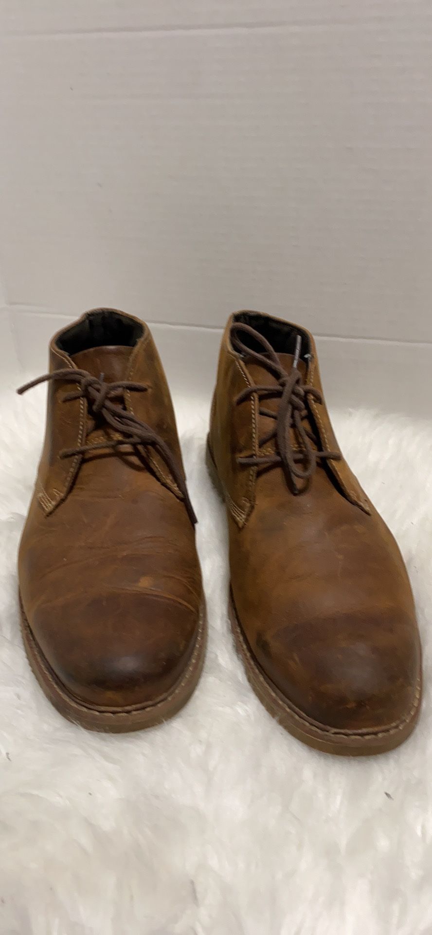 Timberland Men's 2 Eye Lace up Brown Leather Chukka Boot A13JV Brown Size 10 M