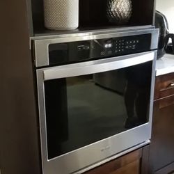Whirlpool 30” Wide Electric Single Wall Oven 