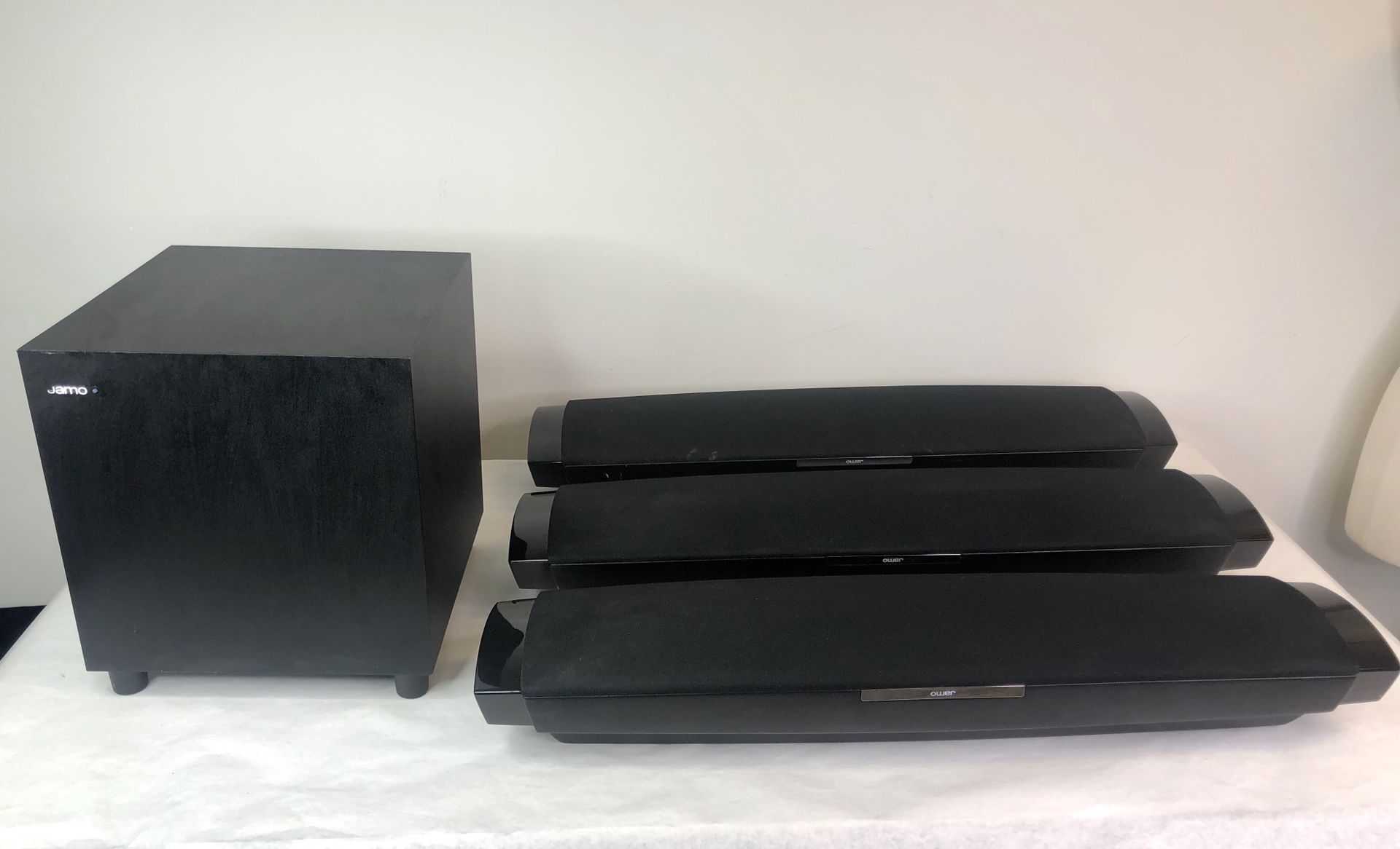 Jamo A-804 LCR Mounted Speakers & Sub 210