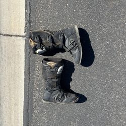 Size 12 O’Neal Boots