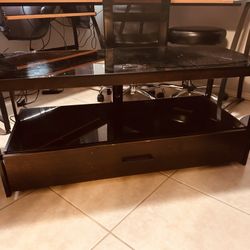 TV STAND FREE