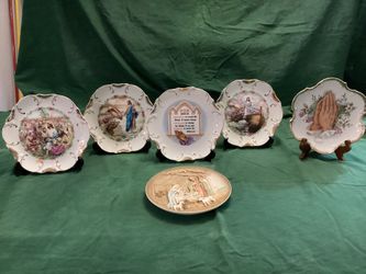 Christmas Display Plates