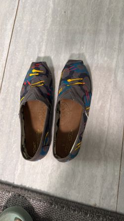 Tom’s  size 11