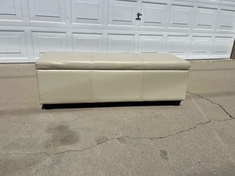 Wayfair Upholstered Storage Bench / Ottoman